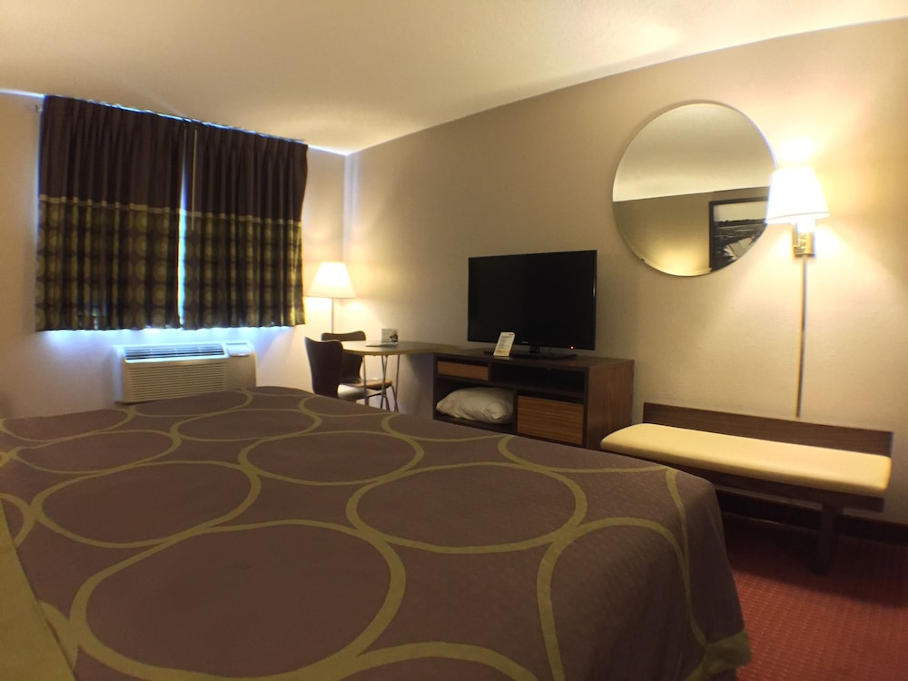 Super 8 by Wyndham Niagara Falls NY - photo 17
