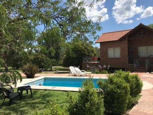Loszorritos - carbon neutral hotel in Merlo