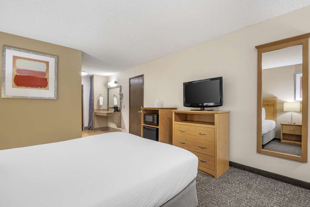 Best Western Aladdin Inn - photo 25