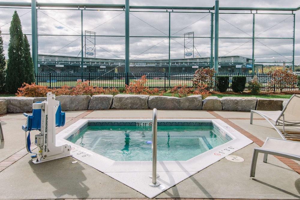 Hilton Garden Inn Manchester Downtown - photo 35
