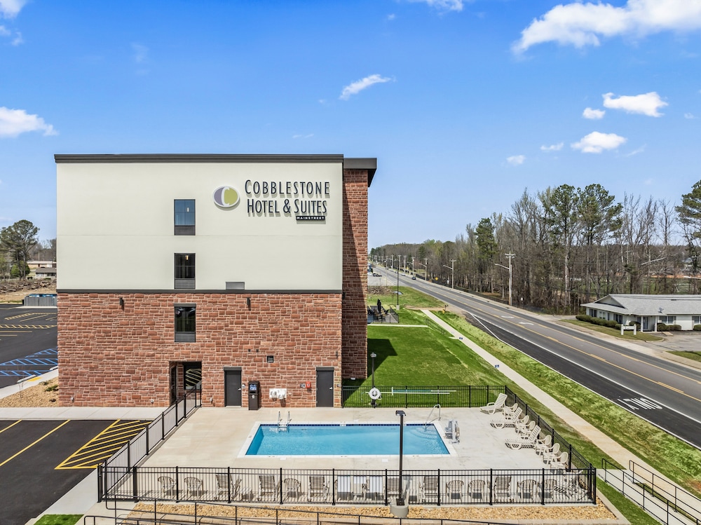 Cobblestone Hotel & Suites Cullman - photo 10