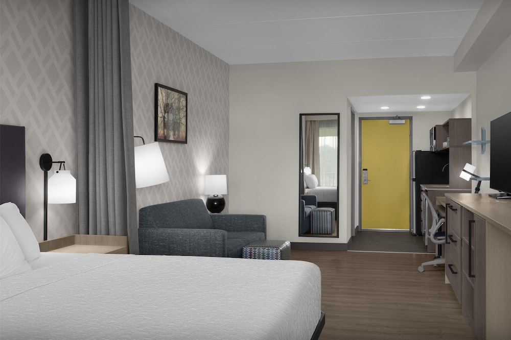 Home2 Suites by Hilton Sevierville - photo 12