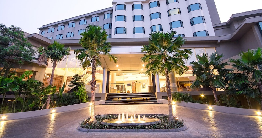 The Grand Riverside Hotel Phitsanulok in Phitsanulok, Thailand