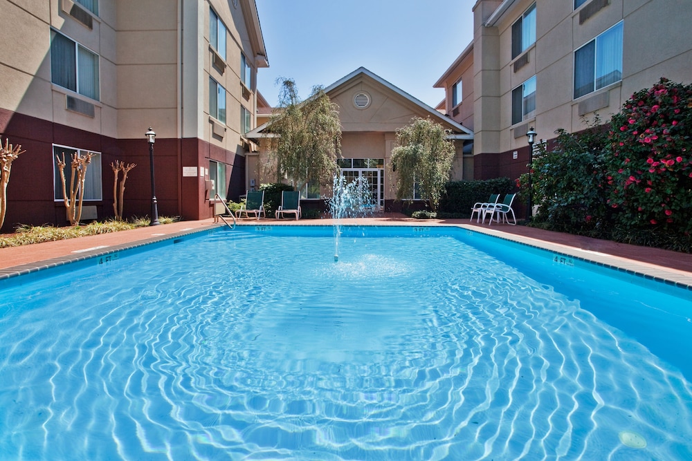 Holiday Inn Hotel & Suites Peachtree City by IHG - photo 34
