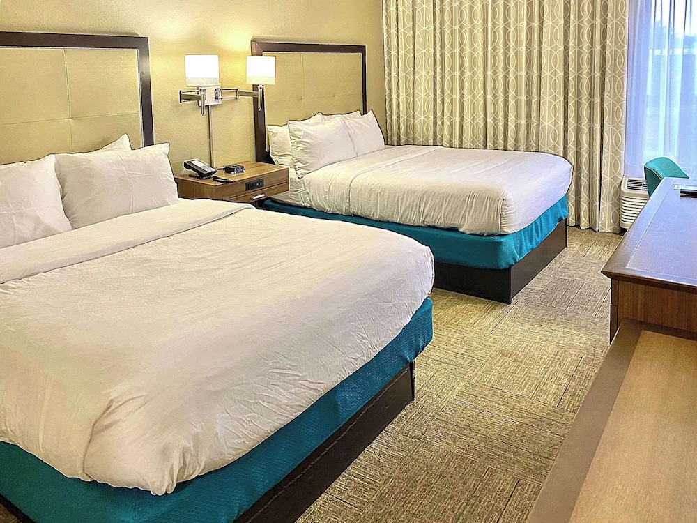 Comfort Inn Darien North Brunswick - photo 10