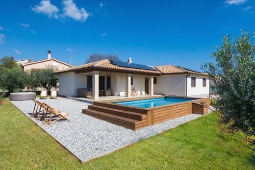 House Mauro — 4-Star Luxury Hotel in Liznjan, Croatia