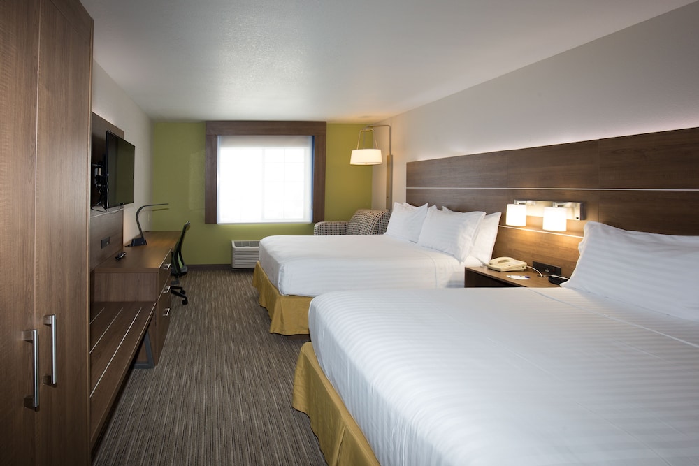Holiday Inn Express Hotel & Suites Hesperia an IHG Hotel - photo 5