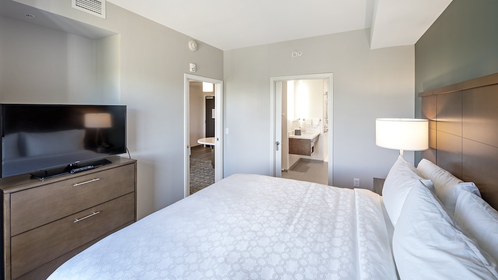 Staybridge Suites Naples Marco Island by IHG - photo 25