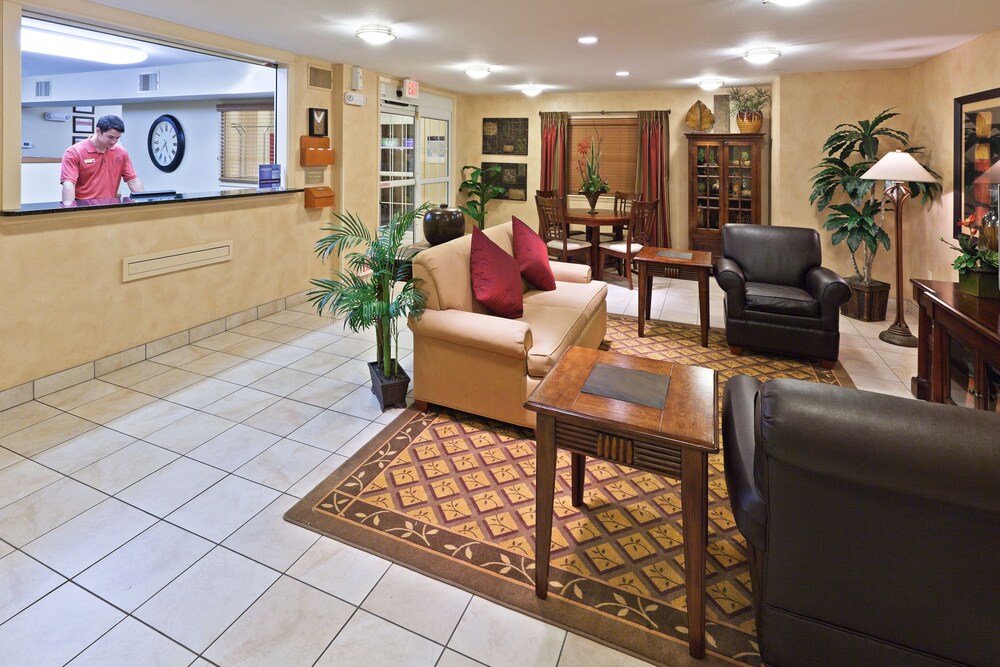 Candlewood Suites Wichita Falls at Maurine Street by IHG - photo 17