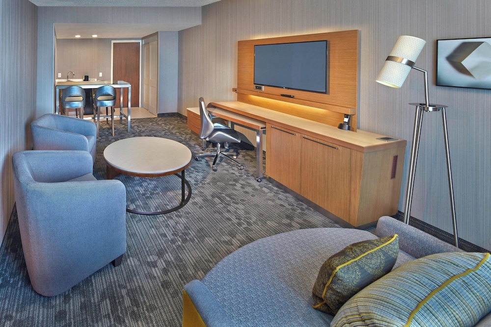 Courtyard by Marriott Philadelphia City Avenue - photo 7