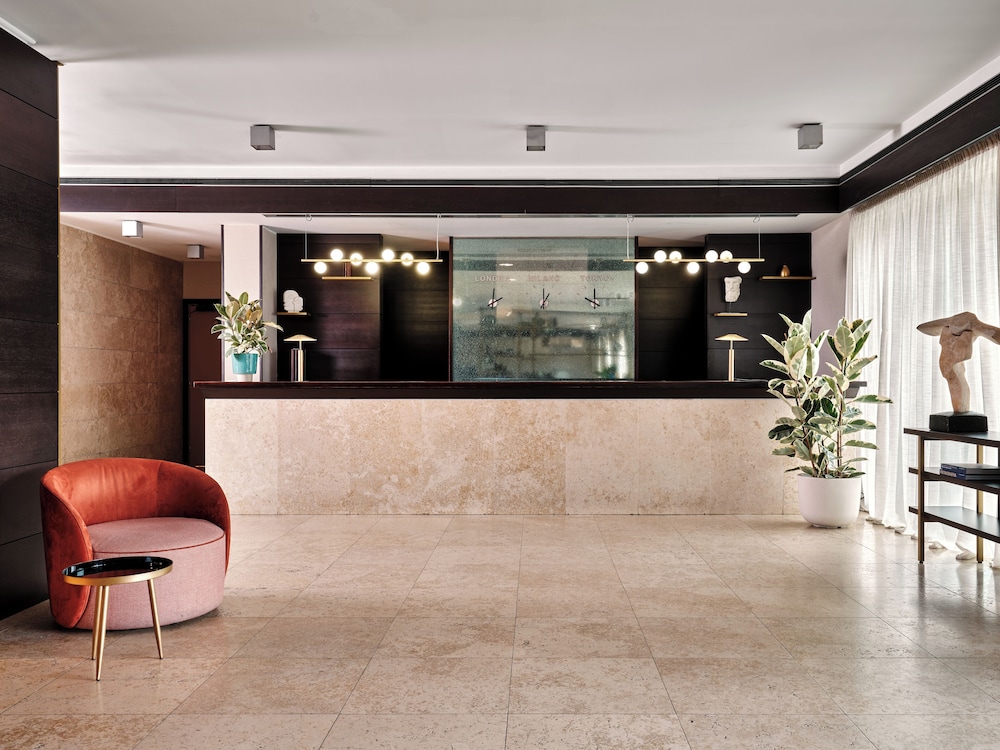 Crowne Plaza Milan Malpensa Airport - carbon neutral hotel in Somma Lombardo