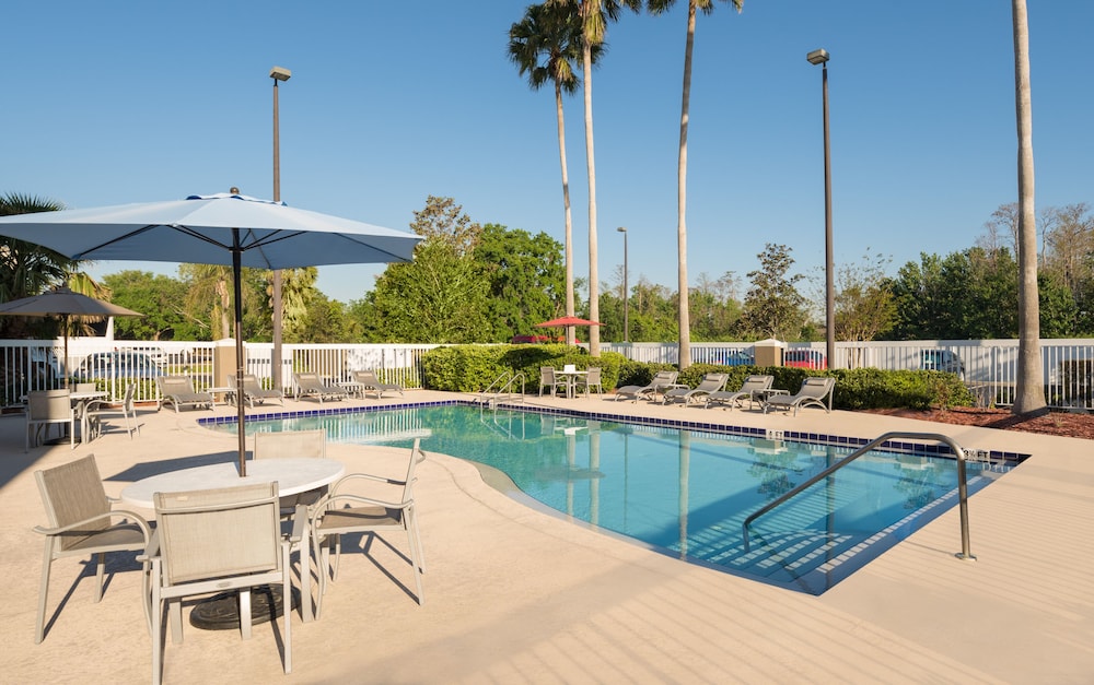 Holiday Inn Express Orlando International Airport by IHG - photo 30