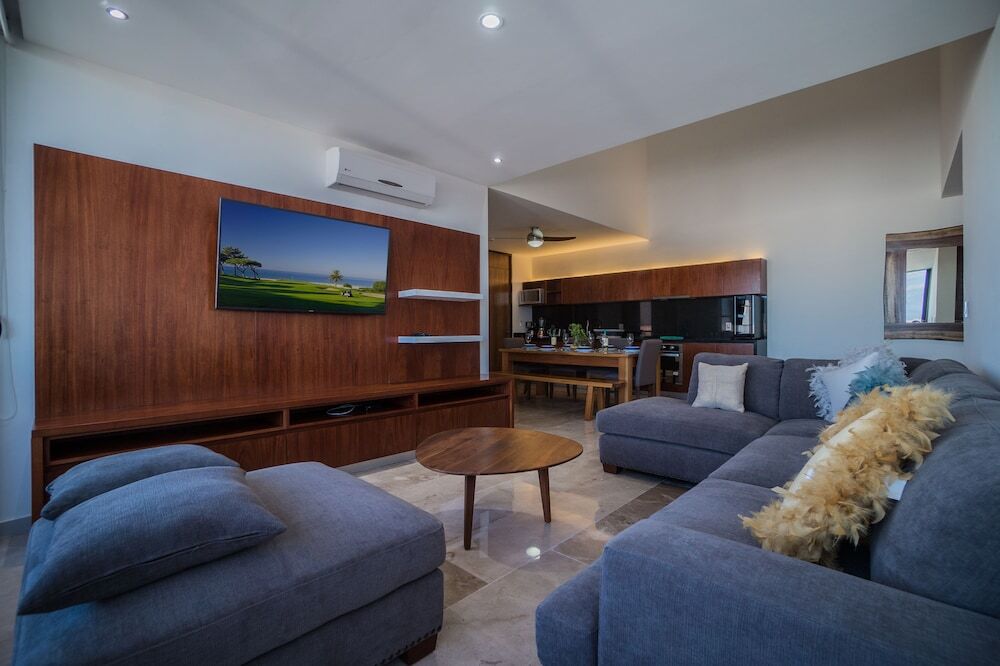 Kuxtal 5th Avenue By Bric — 4-Star Luxury Hotel in Playa Del Carmen, Mexico