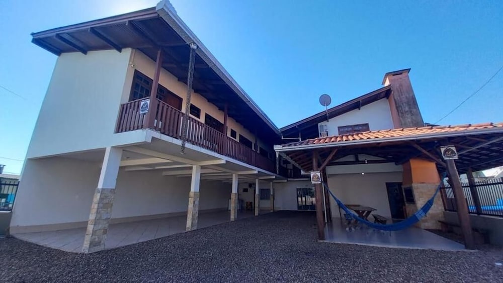 Pousada Hangar 310 in Navegantes, Brasil