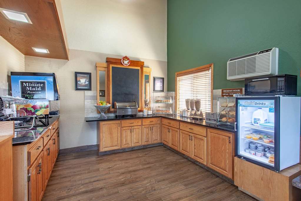 AmericInn by Wyndham Cloquet - photo 24