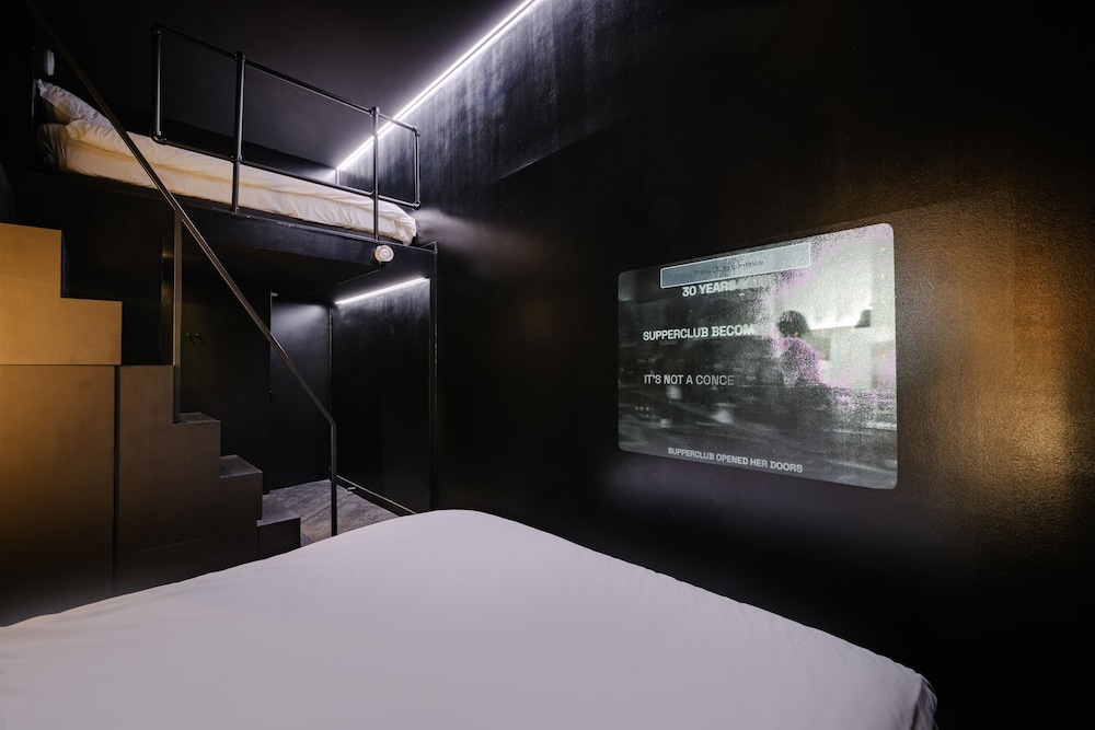 Supper Hotel in Amsterdam, Netherlands