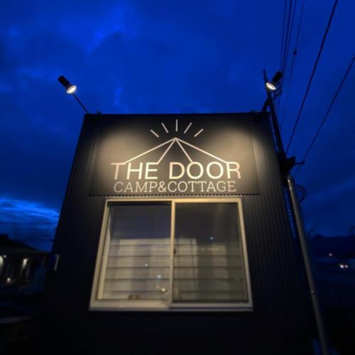 Camp Cottage The Door — 4-Star Luxury Hotel in Fujikawaguchiko, Japan