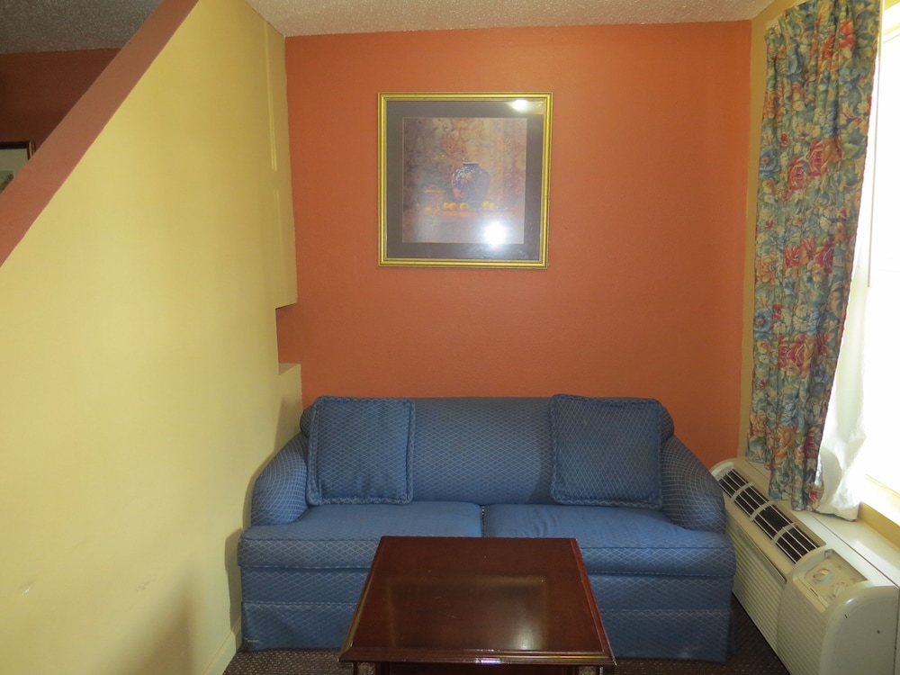 First Western Inn Caseyville - photo 29