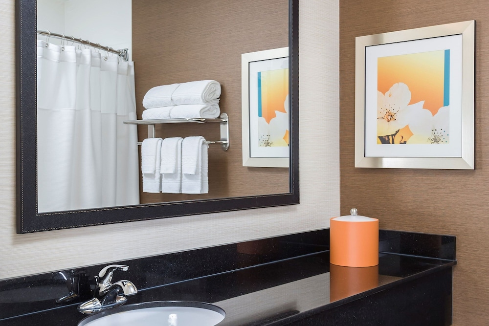 Fairfield Inn & Suites Lafayette - photo 9