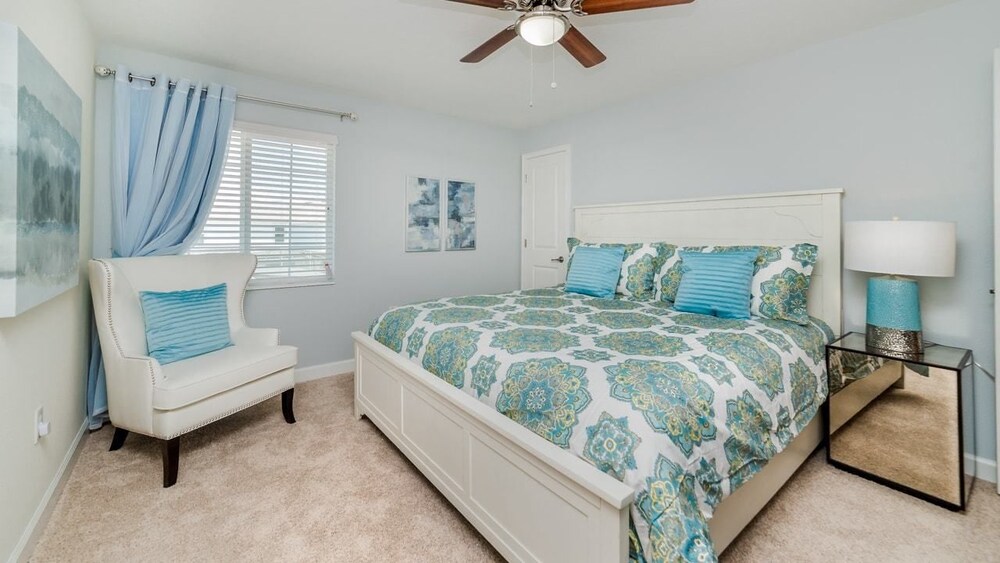 Grhdog9031 Champions Gate Resort 5 Bed 4 Baths Townhouse - photo 3
