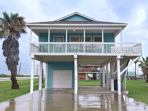 The Blue Seagull Gulf Views in Freeport, United States