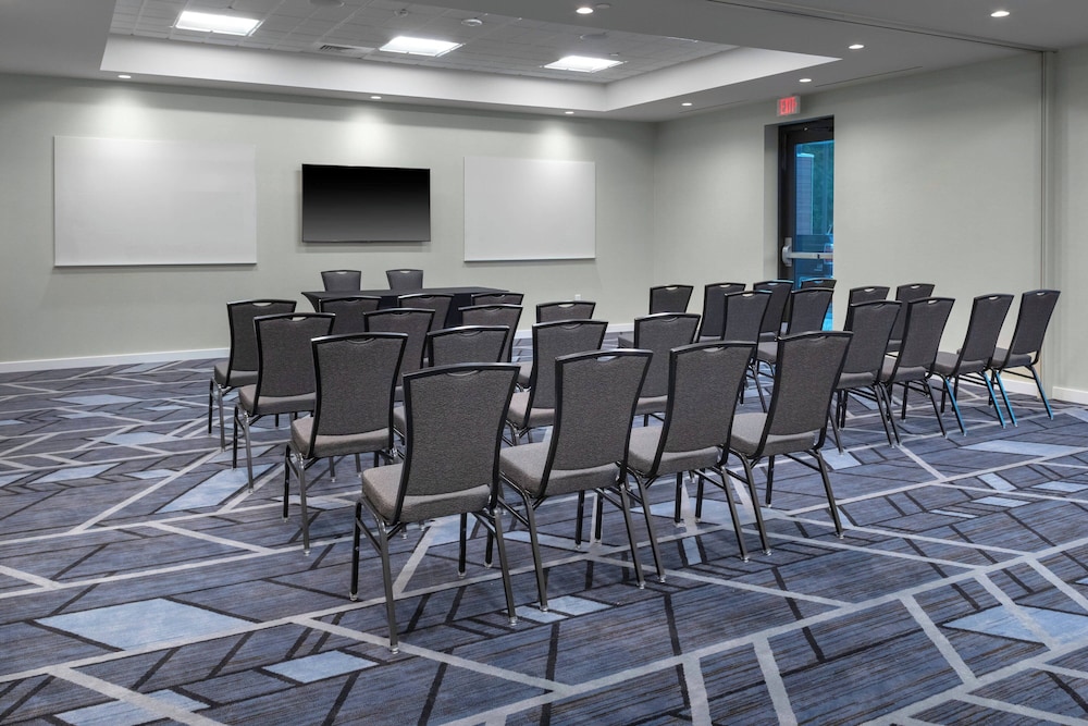 Residence Inn by Marriott Virginia Beach Town Center - photo 24