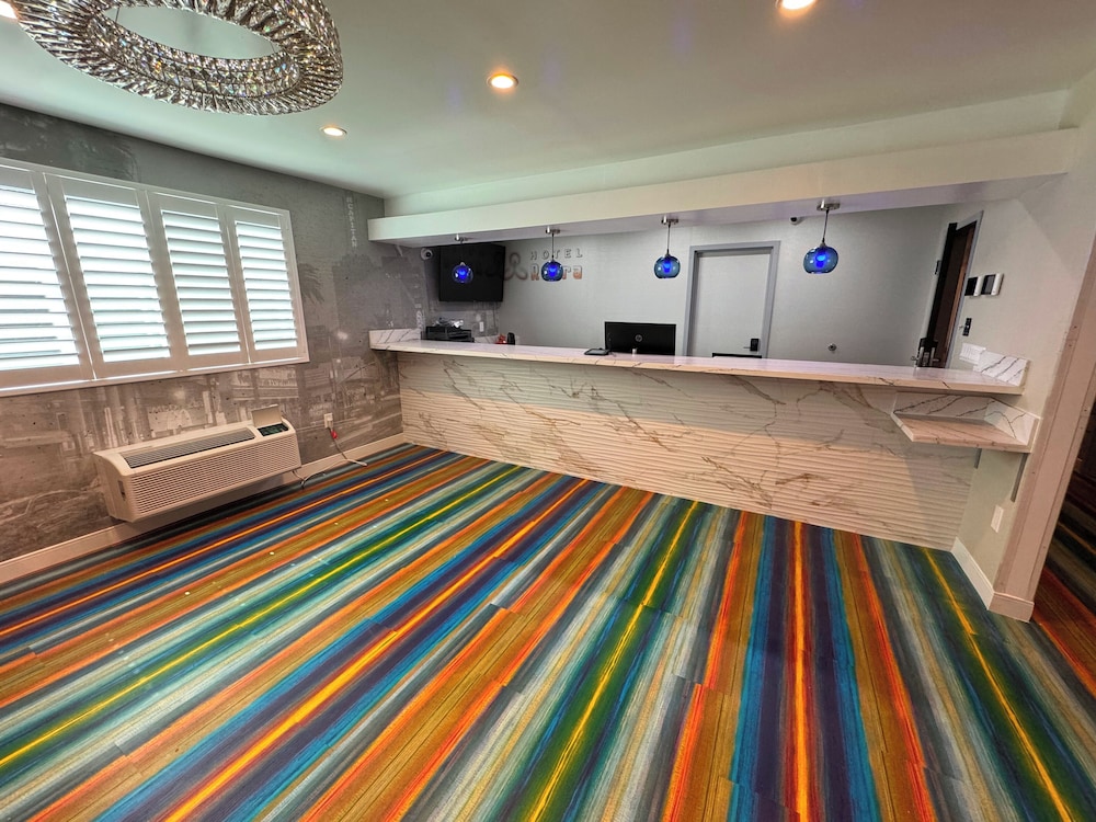 Hotel Rudra Hollywood - photo 2