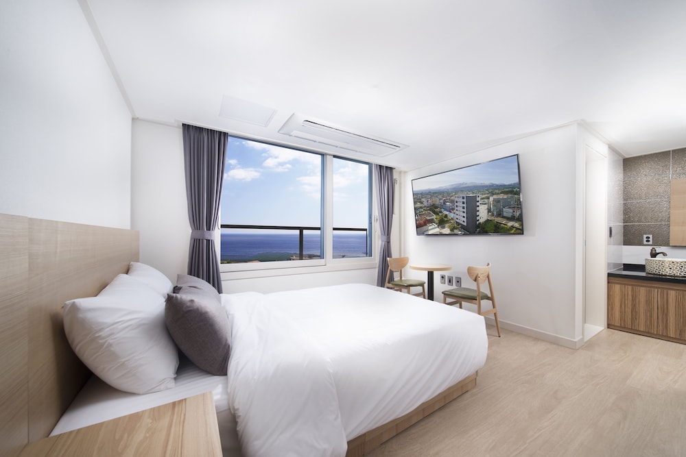 Hotel Ed - last minute hotel in Seogwipo