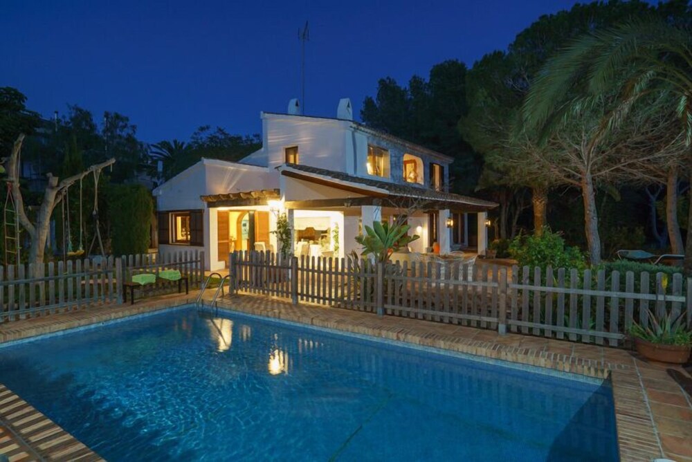 Villa Solhabitat Portet Sand — 4-Star Luxury Hotel in Teulada, Spain