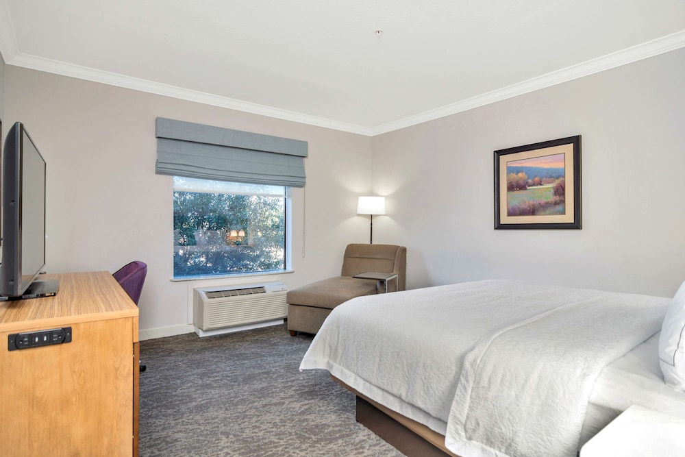 Hampton Inn & Suites Fort Worth Fossil Creek - photo 30