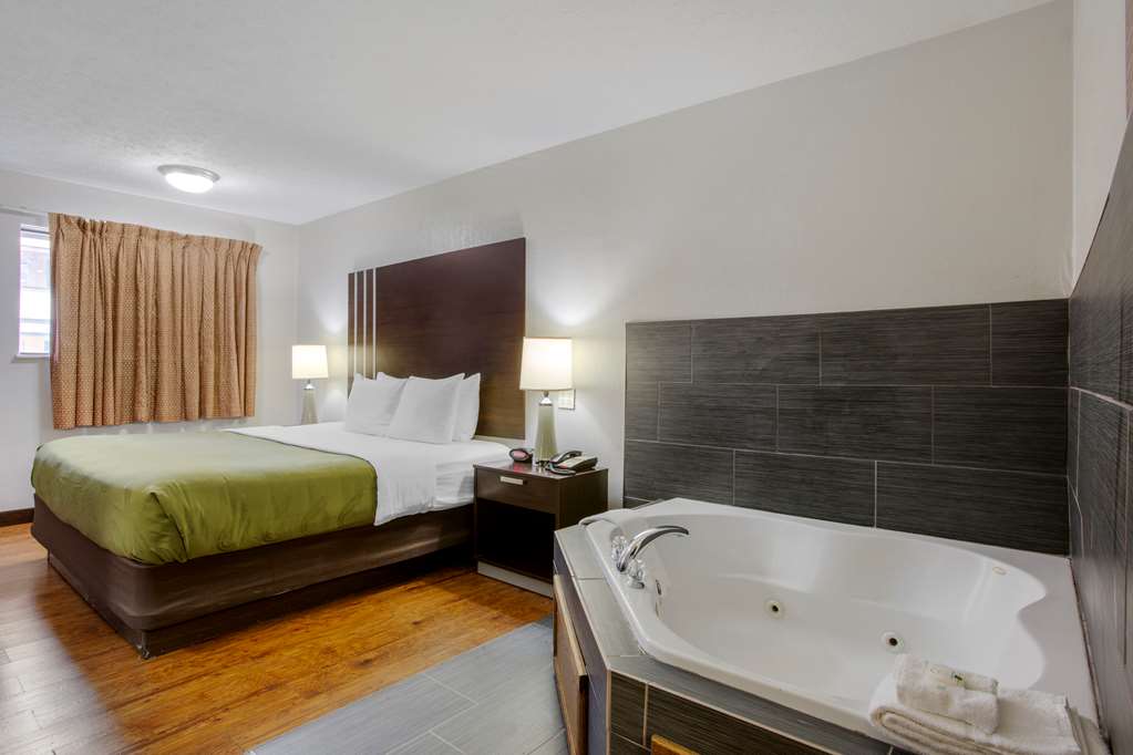 Quality Inn Columbus East - photo 27