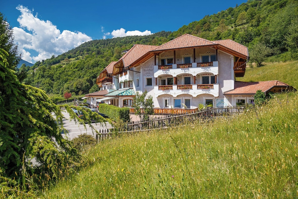 Hotel Hubertusstube in Laion, Italy