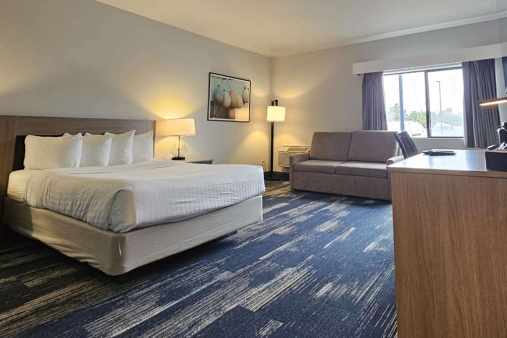 Edgewater Inn and Suites an Ascend Collection Hotel - photo 19