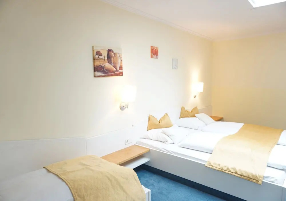 Herdegen Rooms Self Check In in Passau, Germany