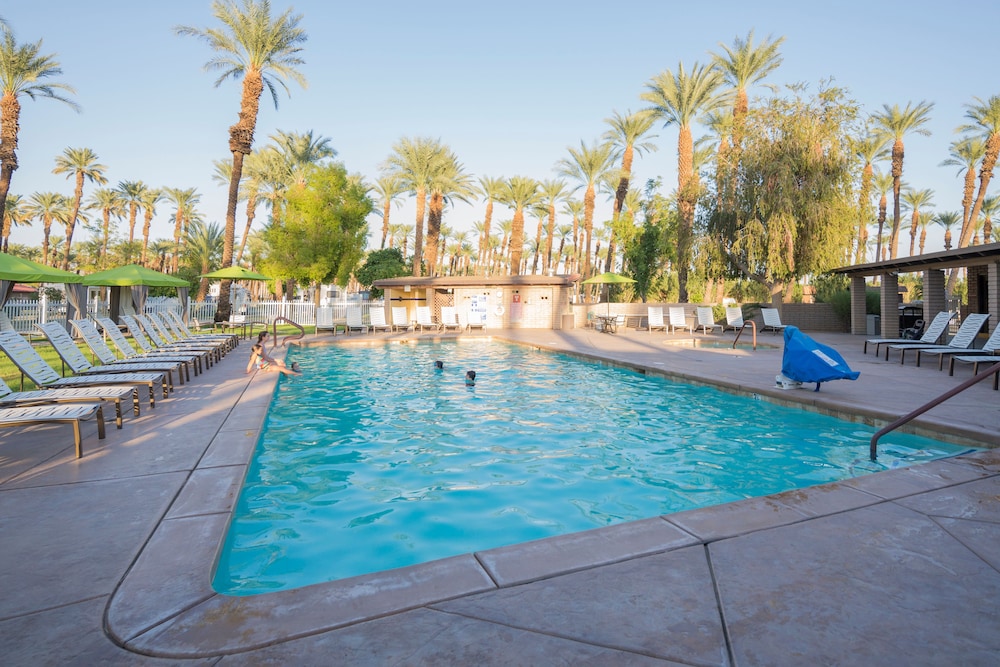 Palm Springs RV Resort - photo 21