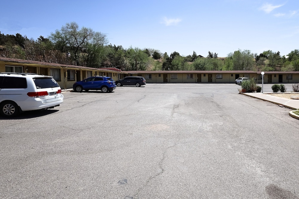 Route 66 Inn - photo 17