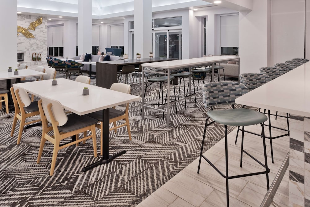 Hilton Garden Inn Birmingham SE Liberty Park - photo 9