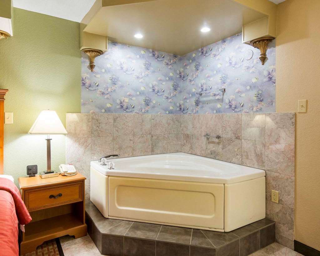 Quality Inn South Hill I 85 - photo 19