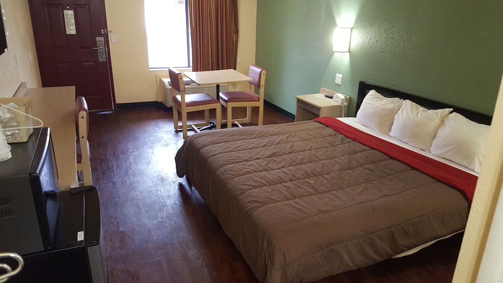 Mentor Home Inn - photo 10
