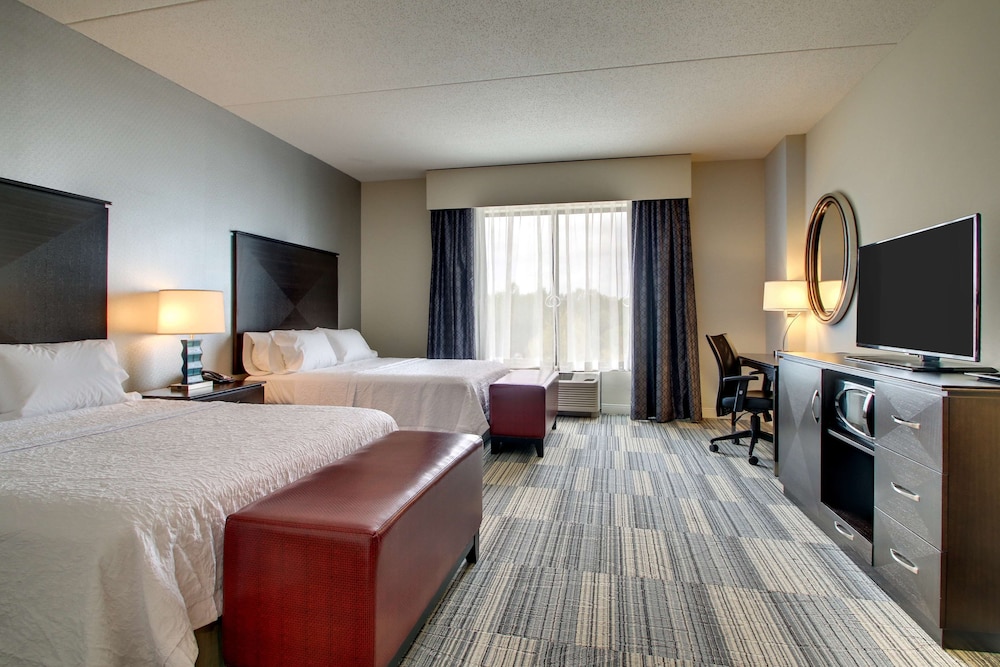 Hampton Inn & Suites Greenville Airport SC - photo 26