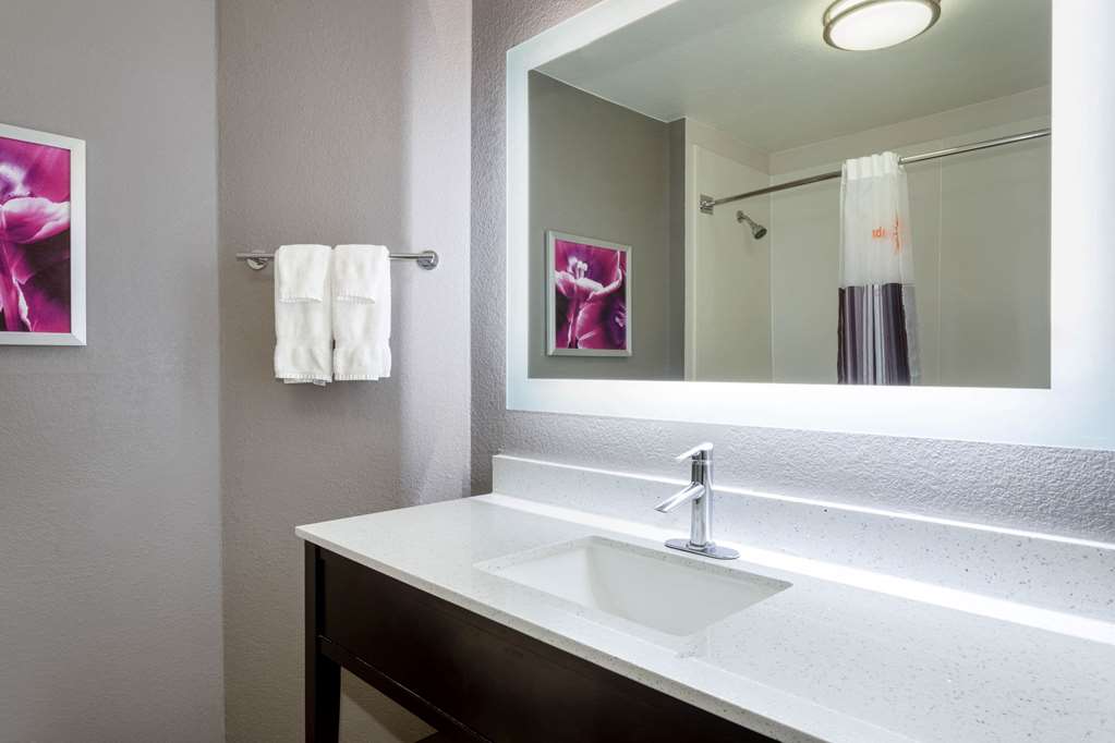 La Quinta Inn & Suites by Wyndham Denver Boulder Louisville - photo 18