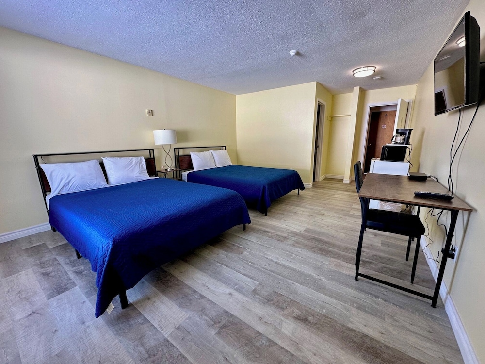 Spanish River Inn — hotel in Elliot Lake