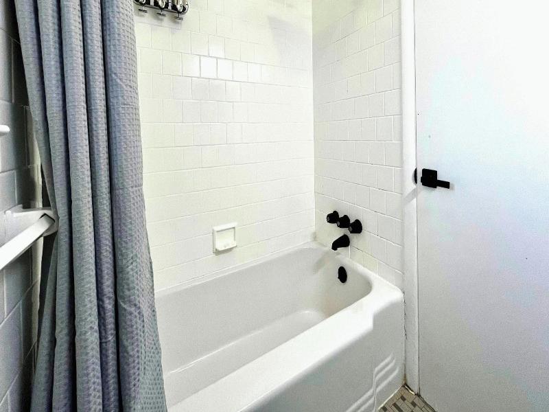 Motel Luzerne - photo 168