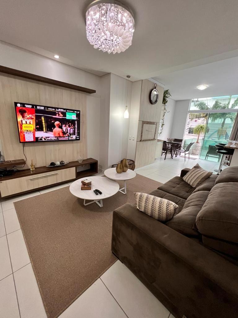 Excelente Apartamento Alto Padrão Centro Ed Dubai — 4-Star Luxury Hotel in Capao Da Canoa, Brasil