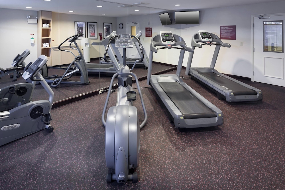 TownePlace Suites by Marriott San Antonio Airport - photo 17