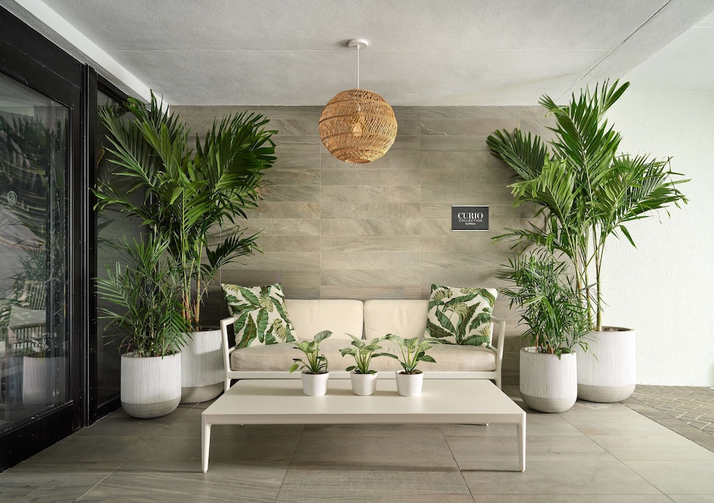 Waterstone Resort & Marina Boca Curio Collection by Hilton - photo 4