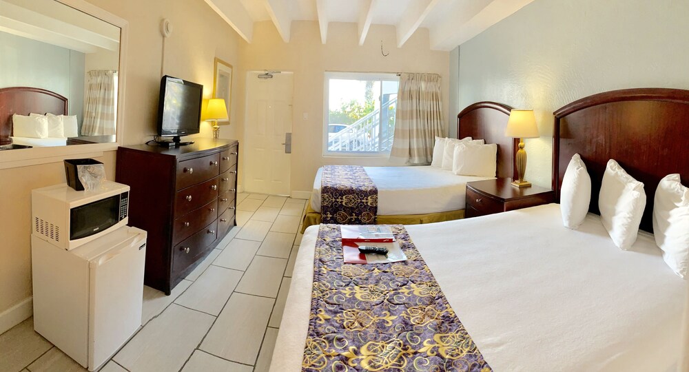 Sunrise Inn On The Beach - photo 9