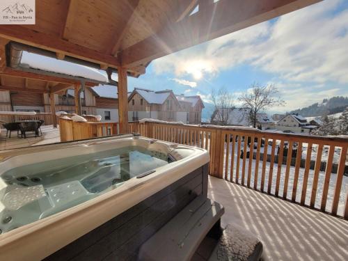 Penthouse Apartment Bergkristall by FiS Fun in Styria — 4-Star Luxury Hotel in Tauplitz, Austria