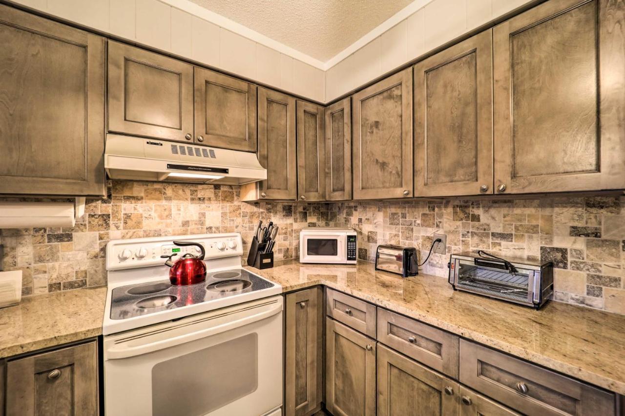 Hike Golf And Ski Beech Mtn Condo with Resort Perks - photo 11