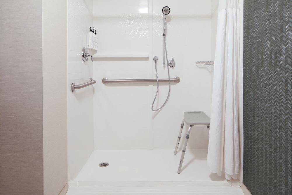 Fairfield Inn & Suites by Marriott Columbus OSU - photo 22